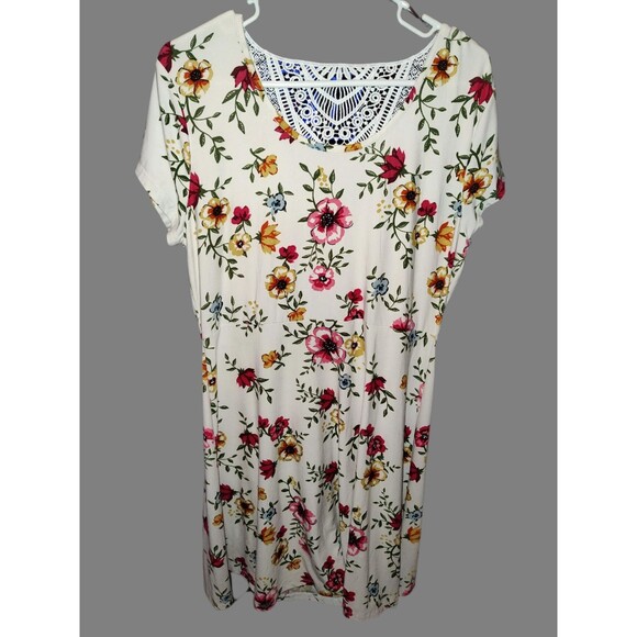 Bobbie Brooks Floral Short Dress with Lace Back - Picture 1 of 3